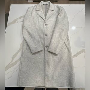 H&M Men’s Elegant Gray Overcoat